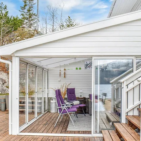 Сasa de vacaciones Cozy In Vanvik With Wifi Vanvik