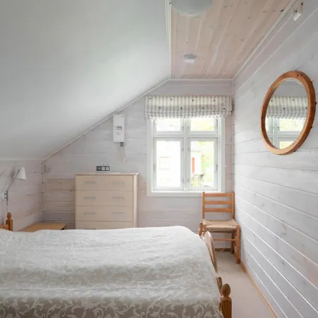 Cozy In Vanvik With Wifi