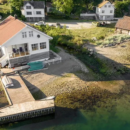 Сasa de vacaciones Cozy In Vanvik With Wifi *